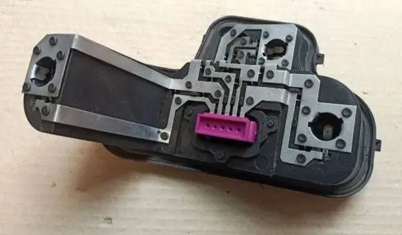 Renault Megane III Tail light bulb cover holder 89076124