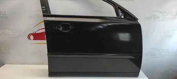 Volvo V50 Front door 45246