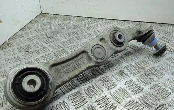 Mercedes-Benz C W205 Front lower control arm/wishbone 20514RE