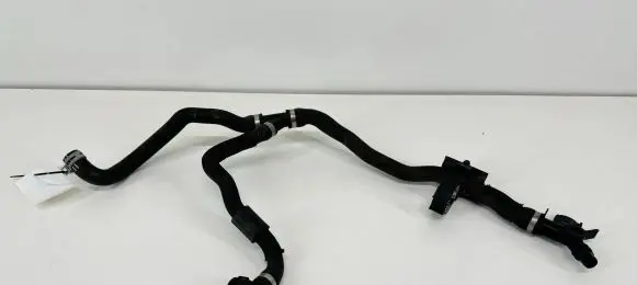 BMW 8 G15 Engine coolant pipe/hose 9868361