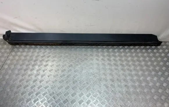 Mitsubishi Outlander IV Sill 7250A136
