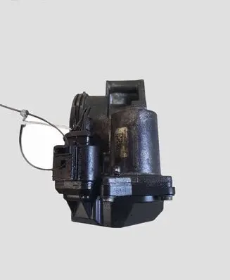 Volkswagen Golf V Throttle valve 03G128063M A2C53324665