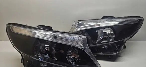 Mercedes-Benz Vito Viano W447 Headlight/headlamp A4479067800 A4479067700 MB295