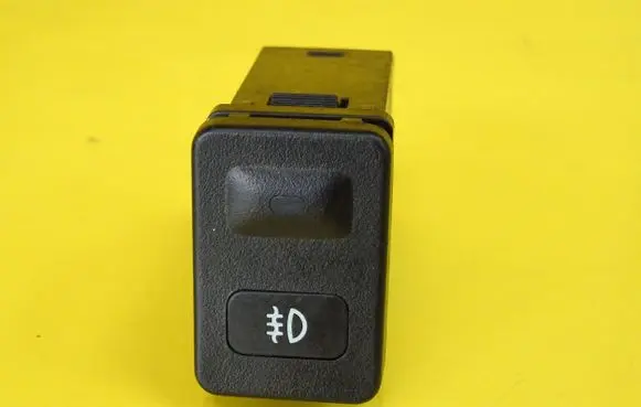 Fog light switch