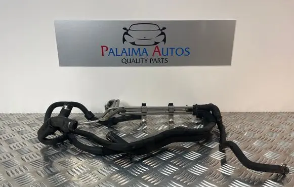 Audi A1 Fuel injector supply line/pipe 03F121497A