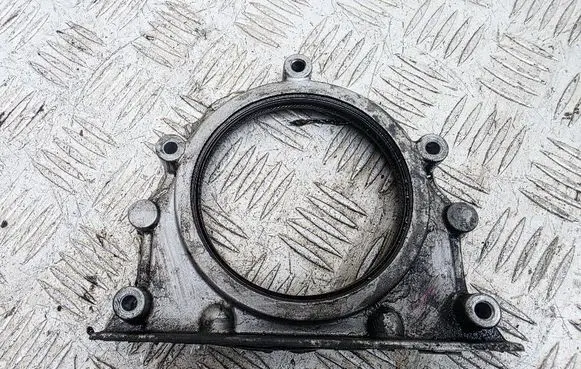 Mitsubishi L200 other engine part 
