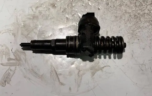 Audi A3 S3 8L Fuel injector 038130079GX