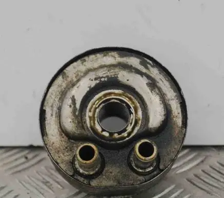 Nissan NP300 Engine oil radiator 