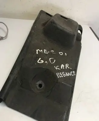 Mercedes-Benz C AMG W203 Rear mudguard A2036980854