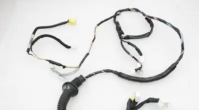Toyota Avensis T270 Front door wiring loom 8215205780