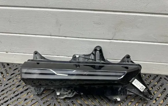 BMW XM Spotlight 9879757 20220804