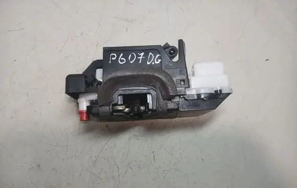 Peugeot 607 Rear door lock