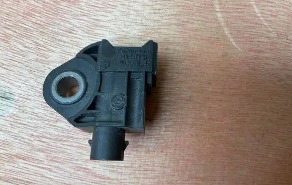 BMW iX1 Airbag deployment crash/impact sensor 9496817 06672 949681701