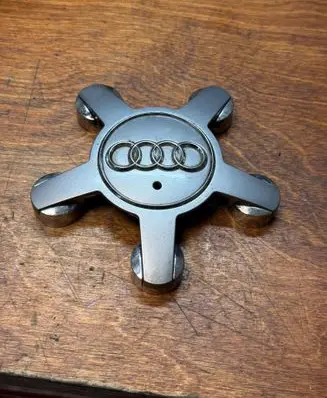 Audi A5 8T 8F Original wheel cap 4F0601165N