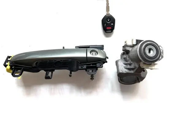 Subaru Forester SJ Ignition key/card 57497FJ031 88216FJ003