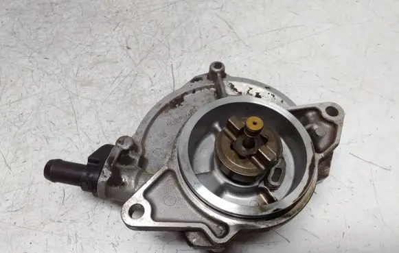 Audi A6 S6 C6 4F Vacuum pump 359470090605000 057145100T