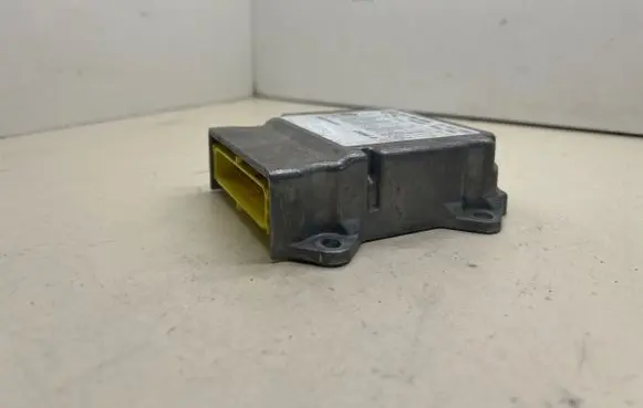 Volkswagen Golf III Airbag control unit/module 1K0909605A 5WK43411 04H022S0500