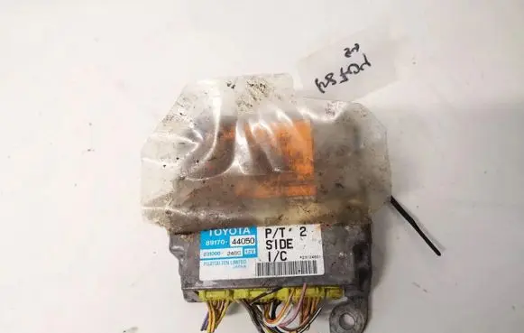Toyota Avensis Verso Airbag control unit/module 8917044050 89170-44050