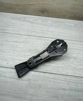 Audi A6 S6 C7 4G Engine bonnet/hood lock/latch loop/hook 4G0823480 PA66GF30