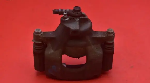 Toyota Aygo AB10 Front brake caliper