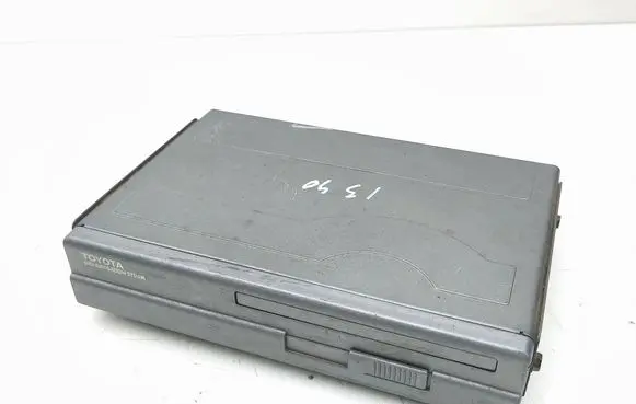 Toyota RAV 4 (XA20) Navigation unit CD/DVD player ET02A 0866200850 C1HA022669