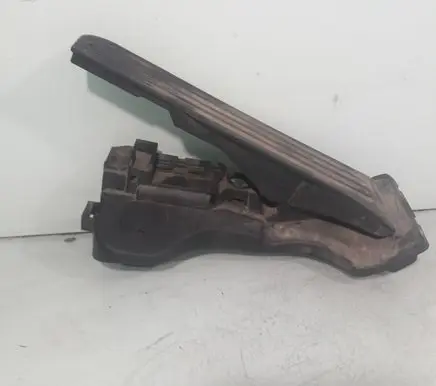 Volkswagen Golf V Accelerator throttle pedal 1K1721503P