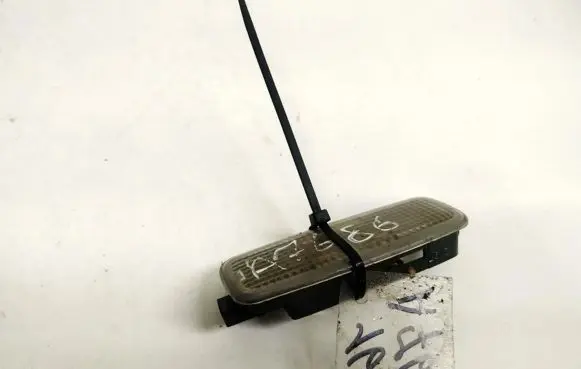 Audi A6 S6 C5 4B Rear seat light 8L0947105A 1541SJO