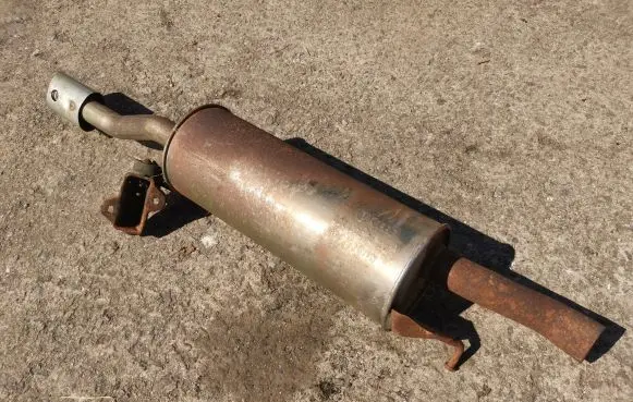 Audi A4 S4 B5 8D Muffler/silencer 8D0120E 800120E10