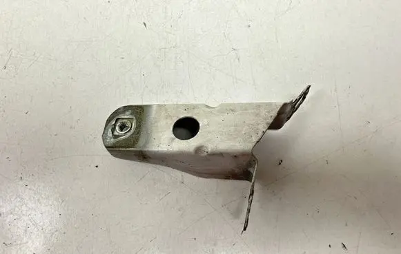 BMW 3 F30 F35 F31 Fender mounting bracket