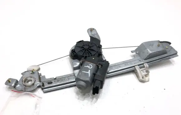 Rear door window regulator with motor