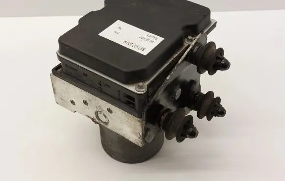 Audi A4 S4 B8 8K ABS Pump 8K0907379P 8K0614517BB