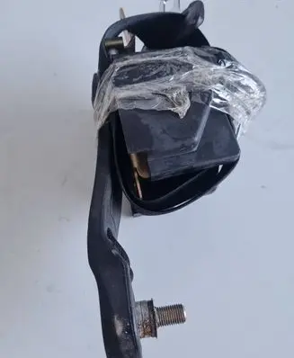 Mitsubishi Eclipse Front seatbelt 1X9104