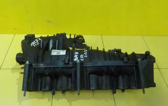 BMW 1 E81 E87 Intake manifold 7810741 SSACY
