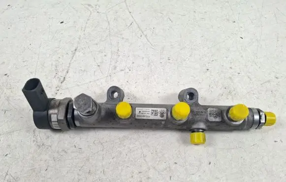 Audi Q7 4L Fuel main line pipe 057130764AE