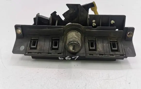 Audi A4 S4 B5 8D Tailgate/trunk/boot lock/catch/latch