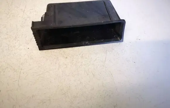 Volkswagen PASSAT B6 Car ashtray 3C0863077