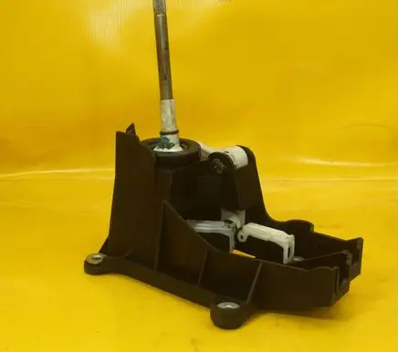 Opel Astra H Gear shifter/selector 55350247DQ
