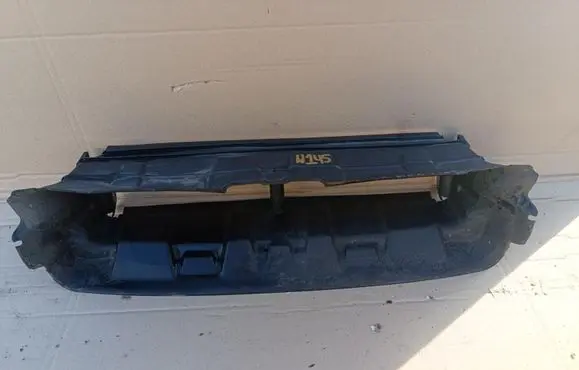 Ford Focus Radiator trim F1EB8312BA
