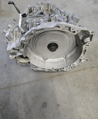 Volvo XC40 Automatic gearbox 32249433