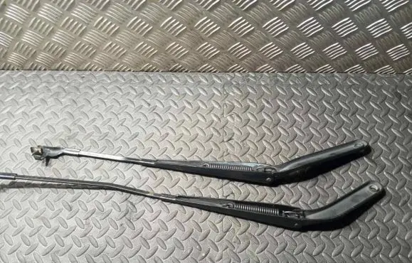 BMW X5M E70 Front wiper blade arm 61617153739 7153739 6161715376