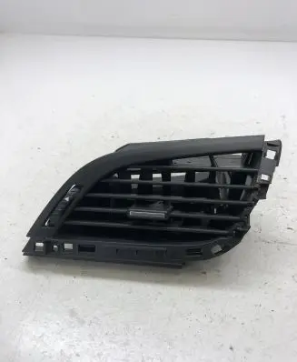 Peugeot 207 Dashboard side air vent grill/cover trim 96724793ZD