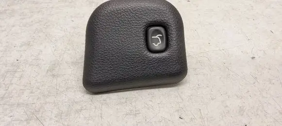 Jeep Grand Cherokee Tailgate/boot open switch button 66592