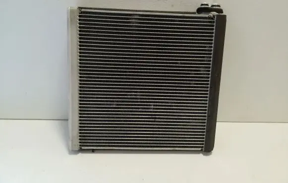 Lexus RX 330 - 350 - 400H Air conditioning (A/C) radiator (interior) 