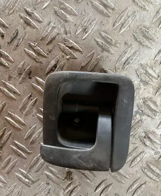 Volvo XC70 Engine bonnet (hood) release handle 30634786