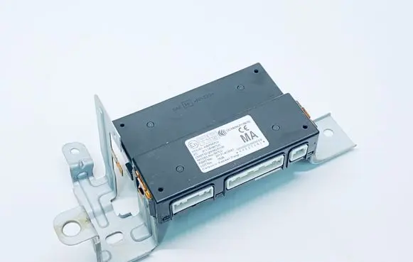 Suzuki SX4 S-Cross Immobilizer control unit/module 3717161MA1
