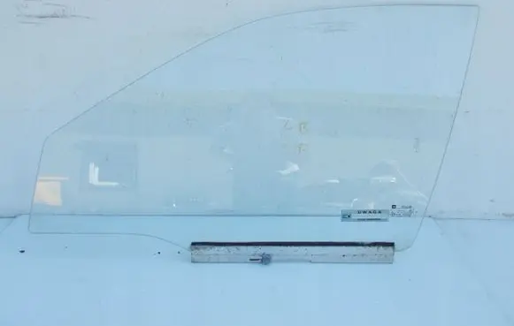 Opel Vectra B Sliding door window/glass LVBSZYBA