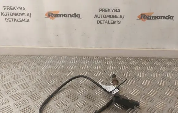 Volkswagen PASSAT B8 Lambda probe sensor 05L907807 05L907807AJ