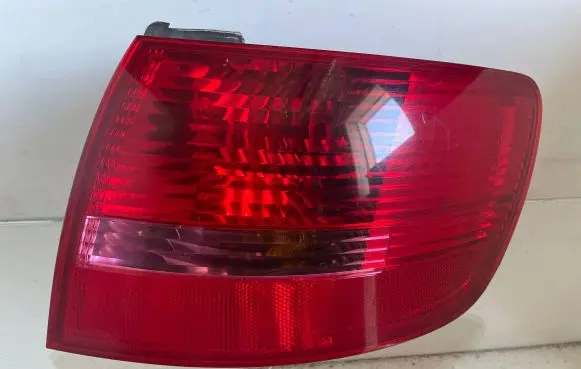 Audi A6 S6 C6 4F Rear/tail lights 89036920