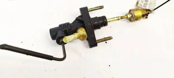 Toyota Avensis T250 Clutch master cylinder 