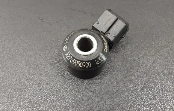 Mercedes-Benz C AMG W205 Detonation knock sensor A2709050900 2709050900